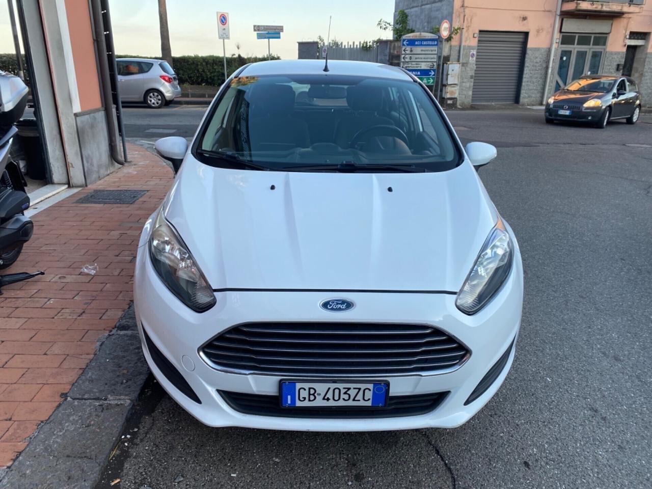 Ford Fiesta 1.4 5p. Bz.- GPL Titanium