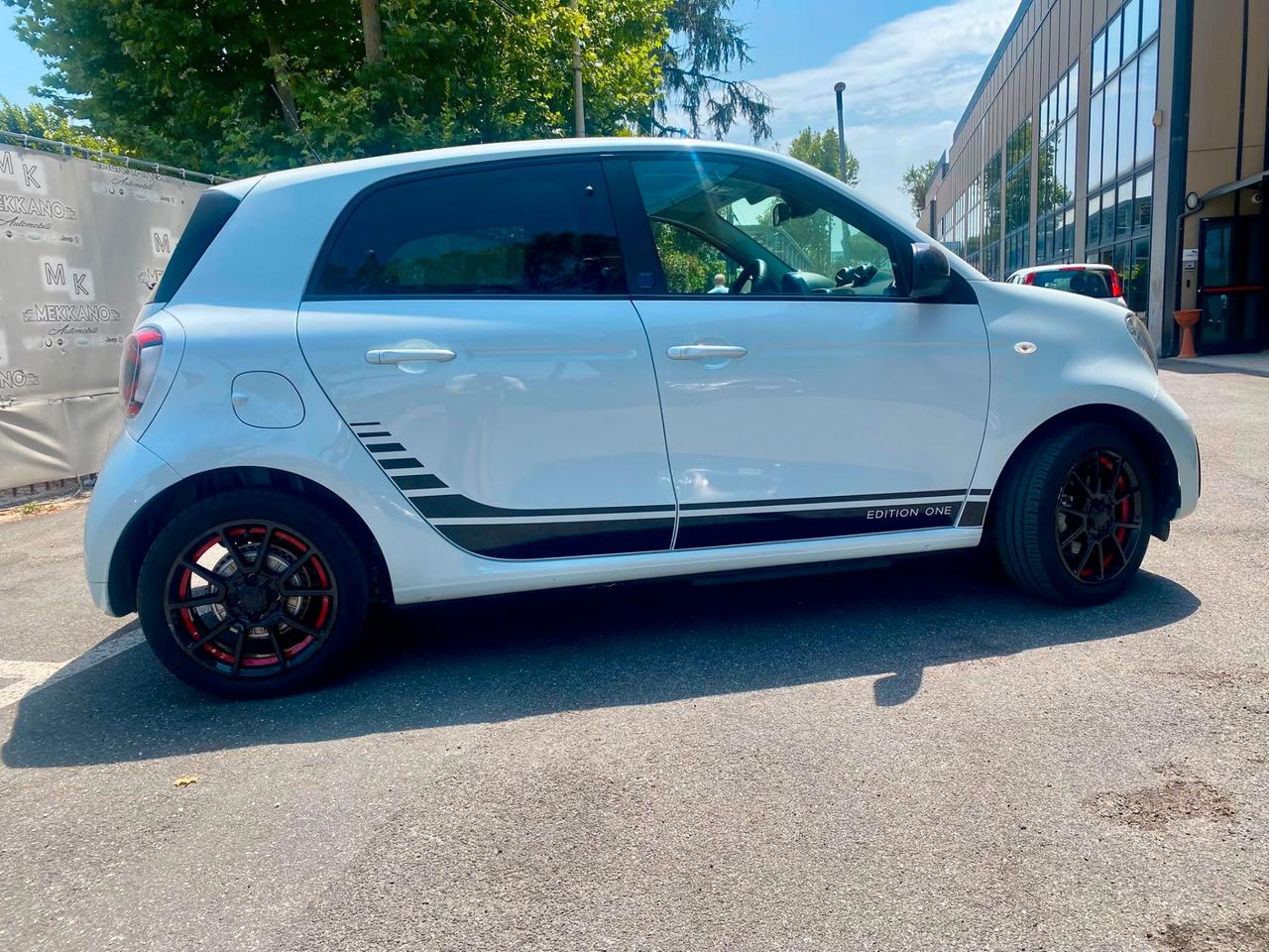 smart forFour EQ edition one, Brabus STYLE CAMERA, FULL LED