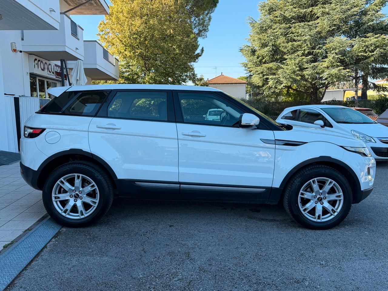 Land Rover Range Evoque 2.2 TD4 5p. Prestige