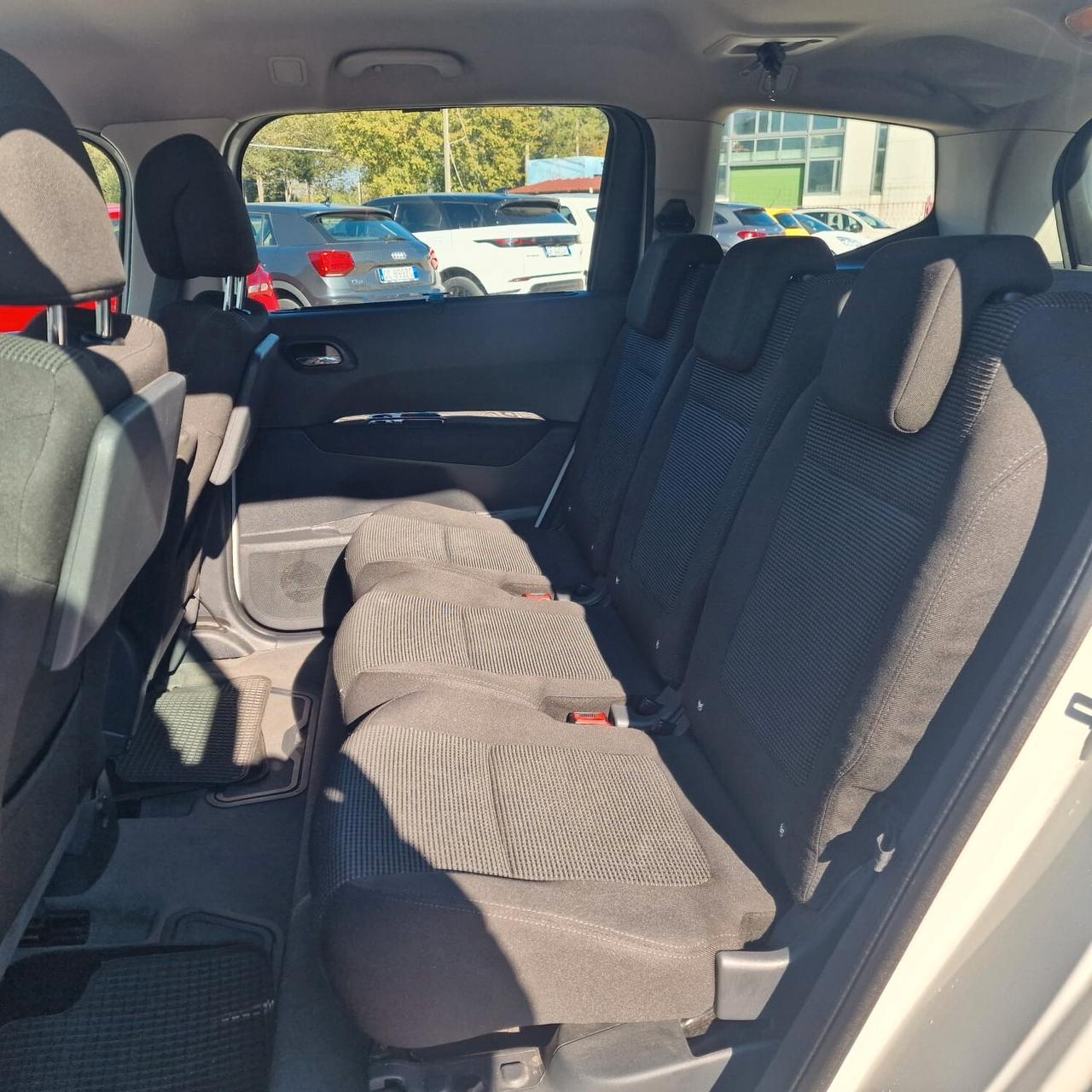 Peugeot 5008 2.0 HDi 163CV aut. Féline UNICO PROPRIETARIO PERFETTA SU STRADA