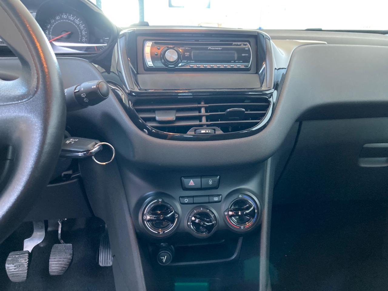 Peugeot 208 1.0 VTi 68 CV 3 porte Access per neopatentati