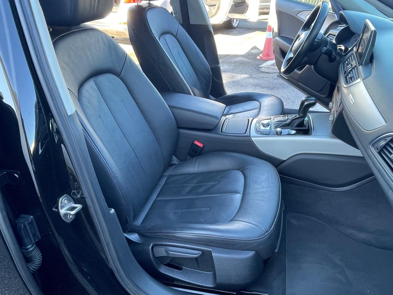 Audi A6 Avant 3.0 TDI quattro S tronic Business