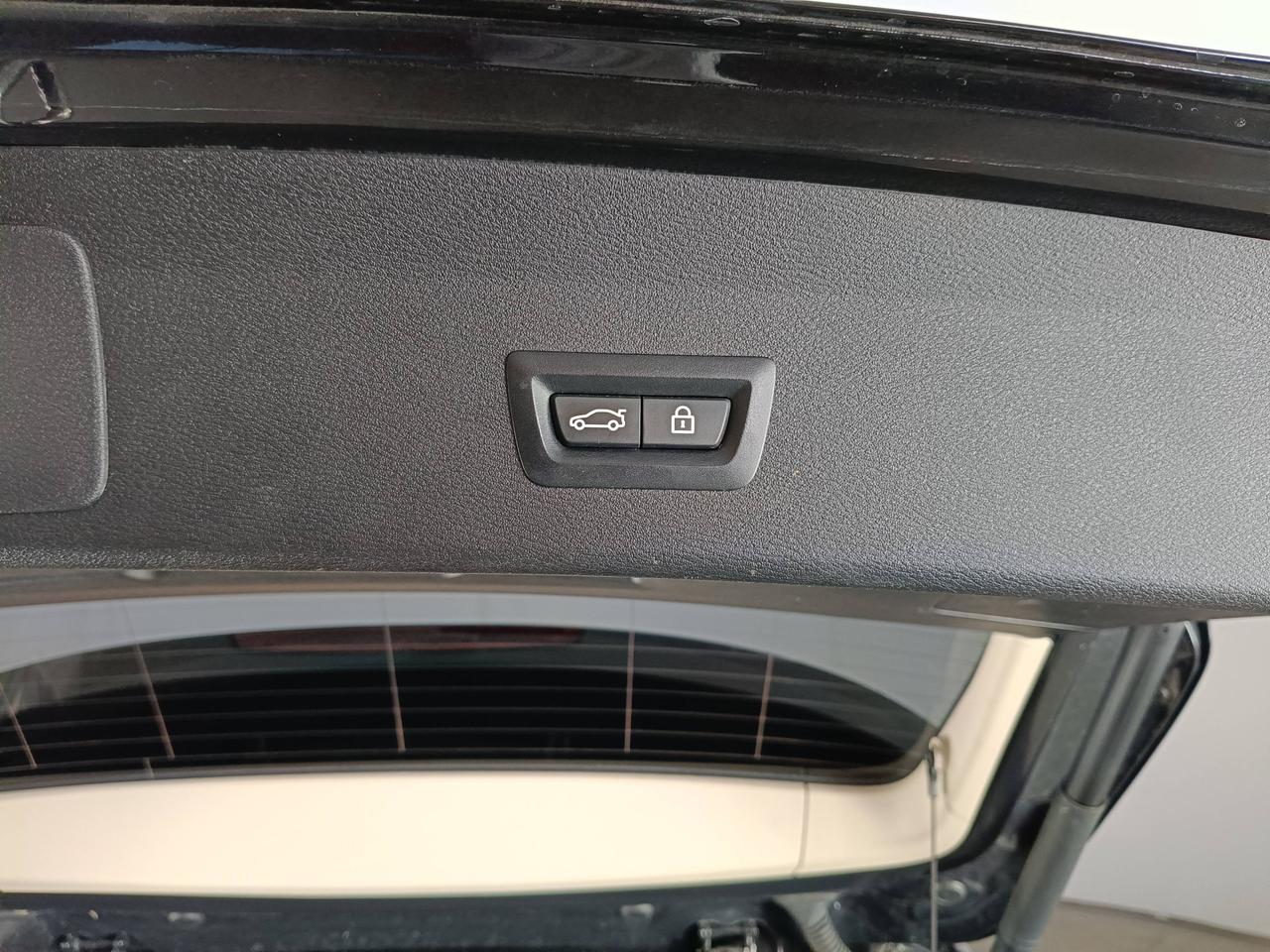 BMW X1 F48 - X1 sdrive20d xLine