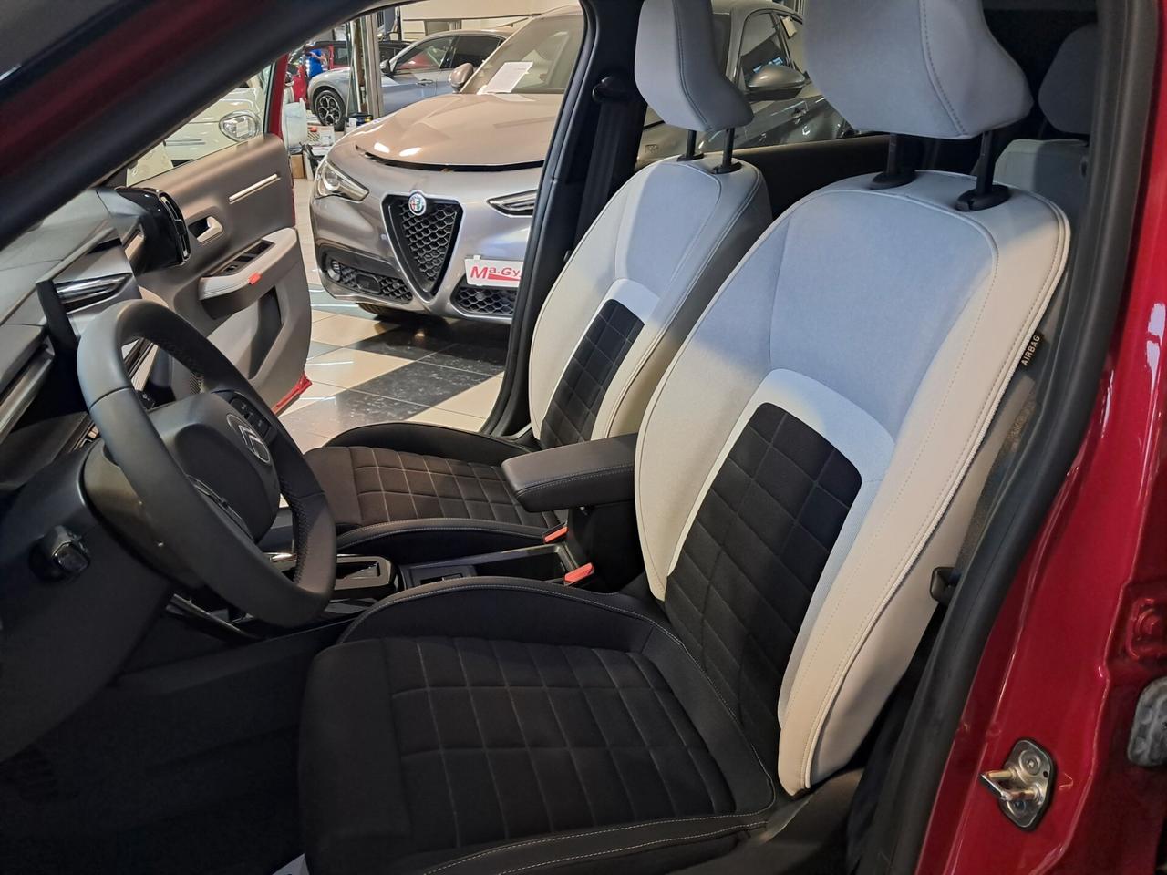 Citroen C3 e-C3 motore elettrico 113 cv Max
