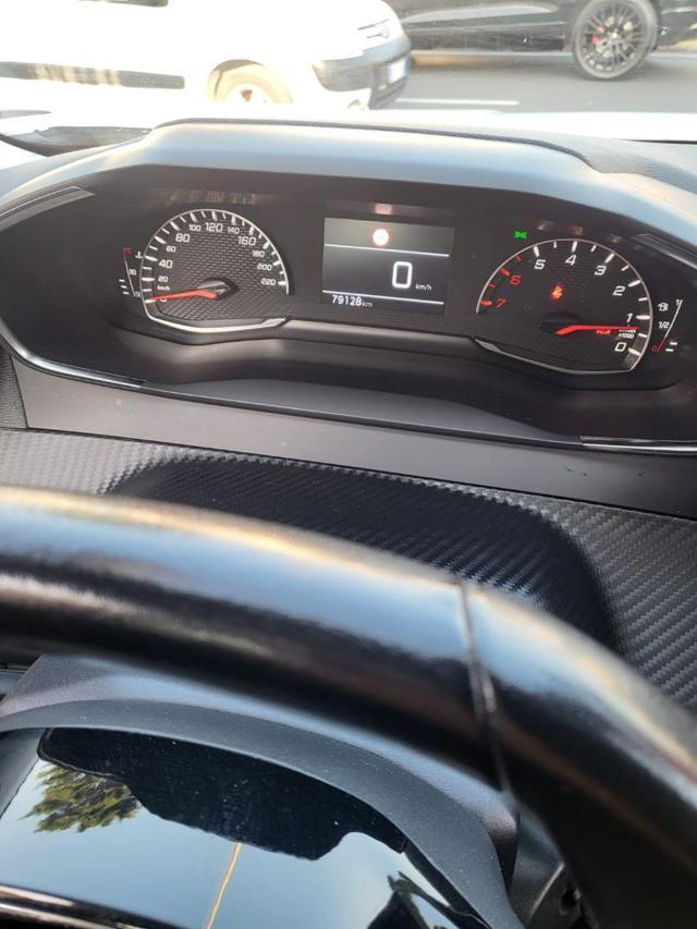PEUGEOT 2008 PureTech 100 S&S Allure