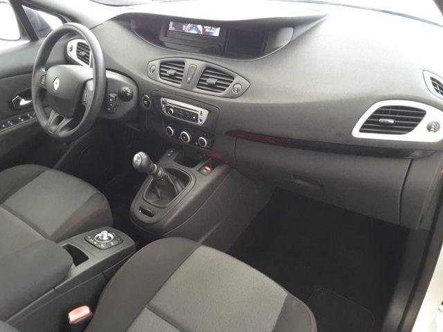 RENAULT Scenic 1.5 dCi 110cv Live