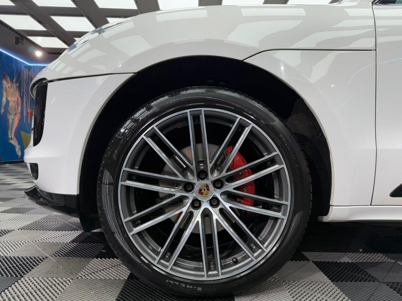 Porsche Macan 2.0 (810)