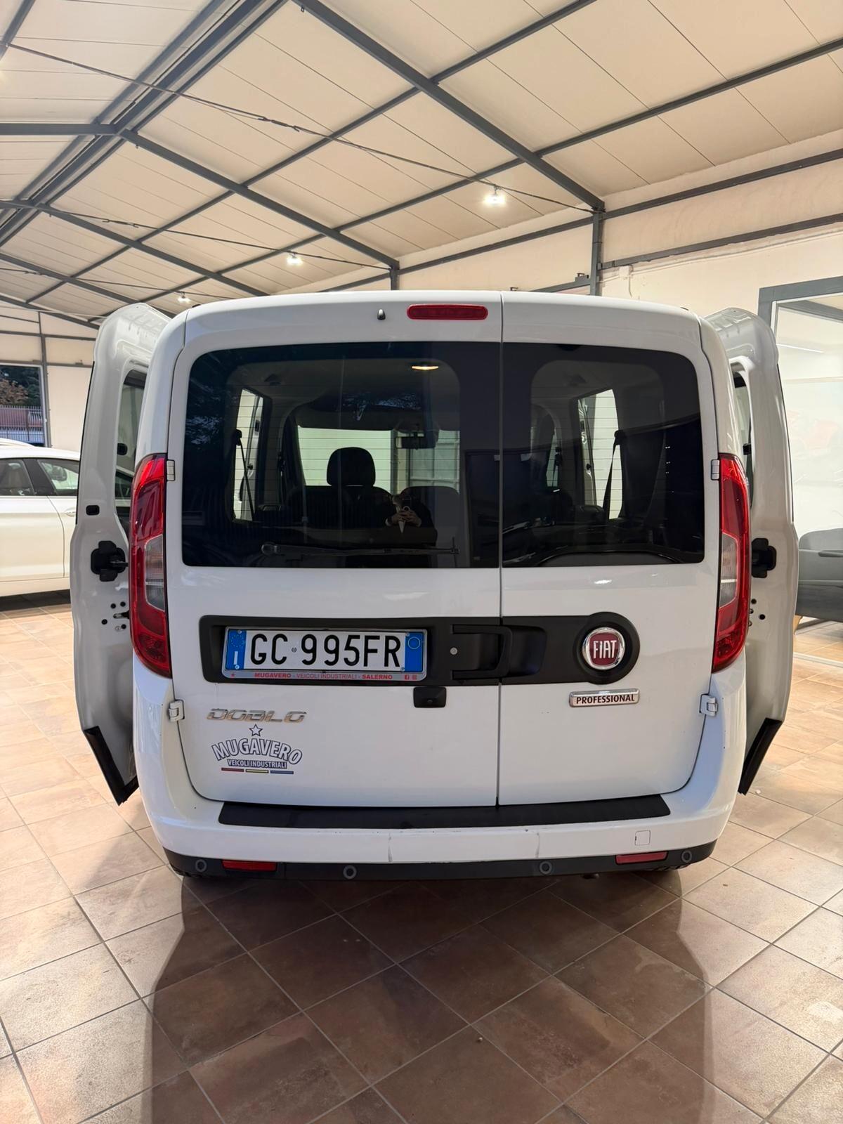 FIAT DOBLO' 1.6mjt AUTOCARRO 5 POSTI