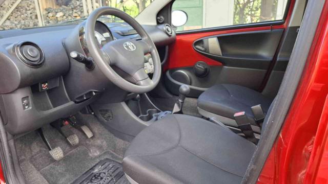 TOYOTA Aygo 1.0 12V VVT-i 5 porte Cool Soda Connect