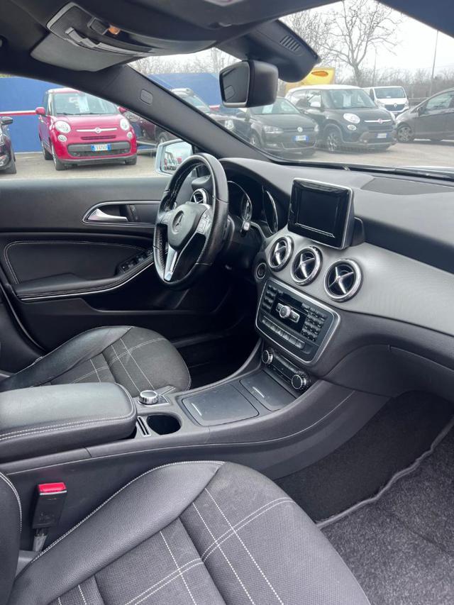 MERCEDES-BENZ GLA 220 CDI Automatic 4Matic Premium