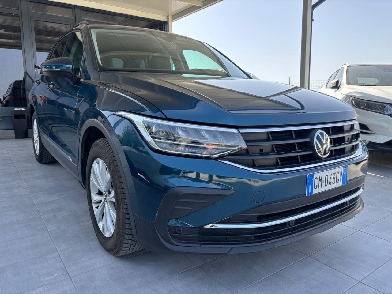 Volkswagen Tiguan 2.0 TDI 150 CV SCR DSG R-Line