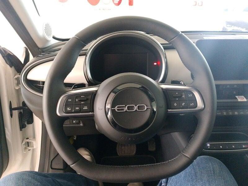 FIAT 600 (2023-->) Hybrid 110 CV DCT MHEV La Prima