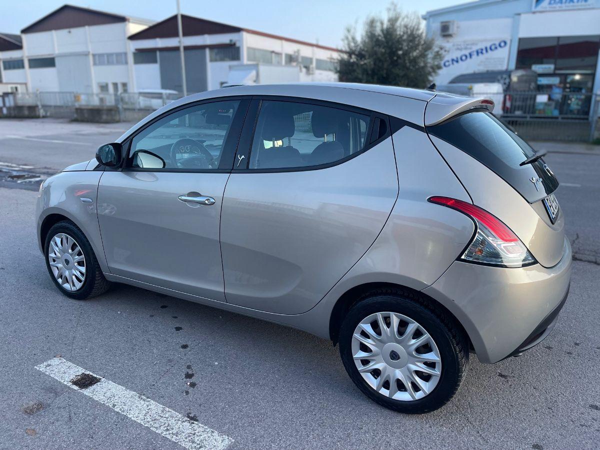 LANCIA - Ypsilon - 1.2 69 CV 5p. S&S Platinum