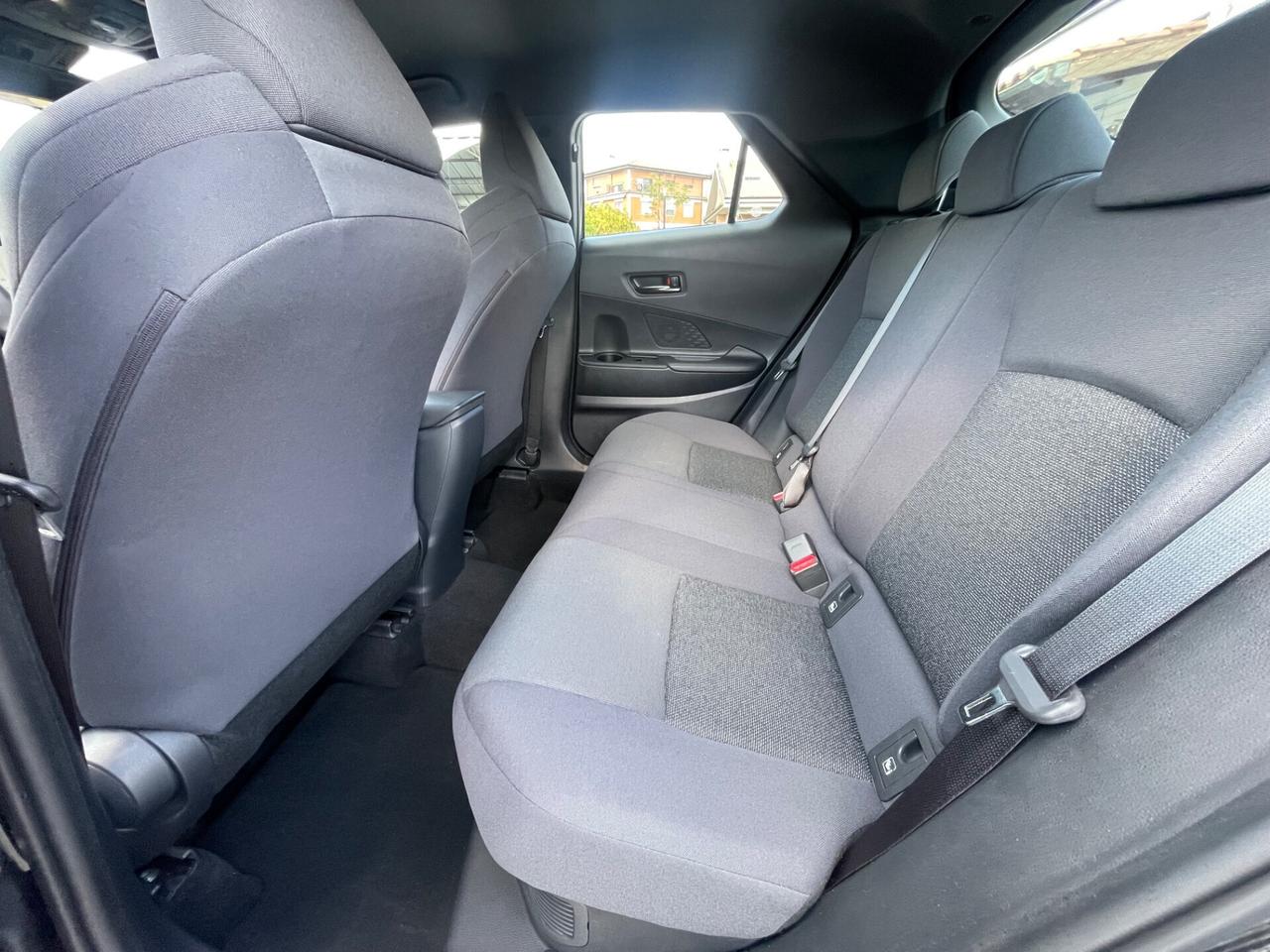 Toyota C-HR 1.8 HV SOLO 12 MILA KM !!