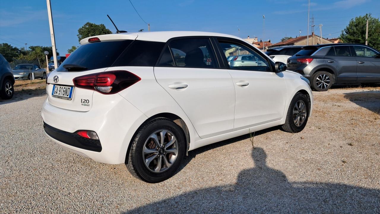 Hyundai i20 1.2 5 porte Econext Connectline