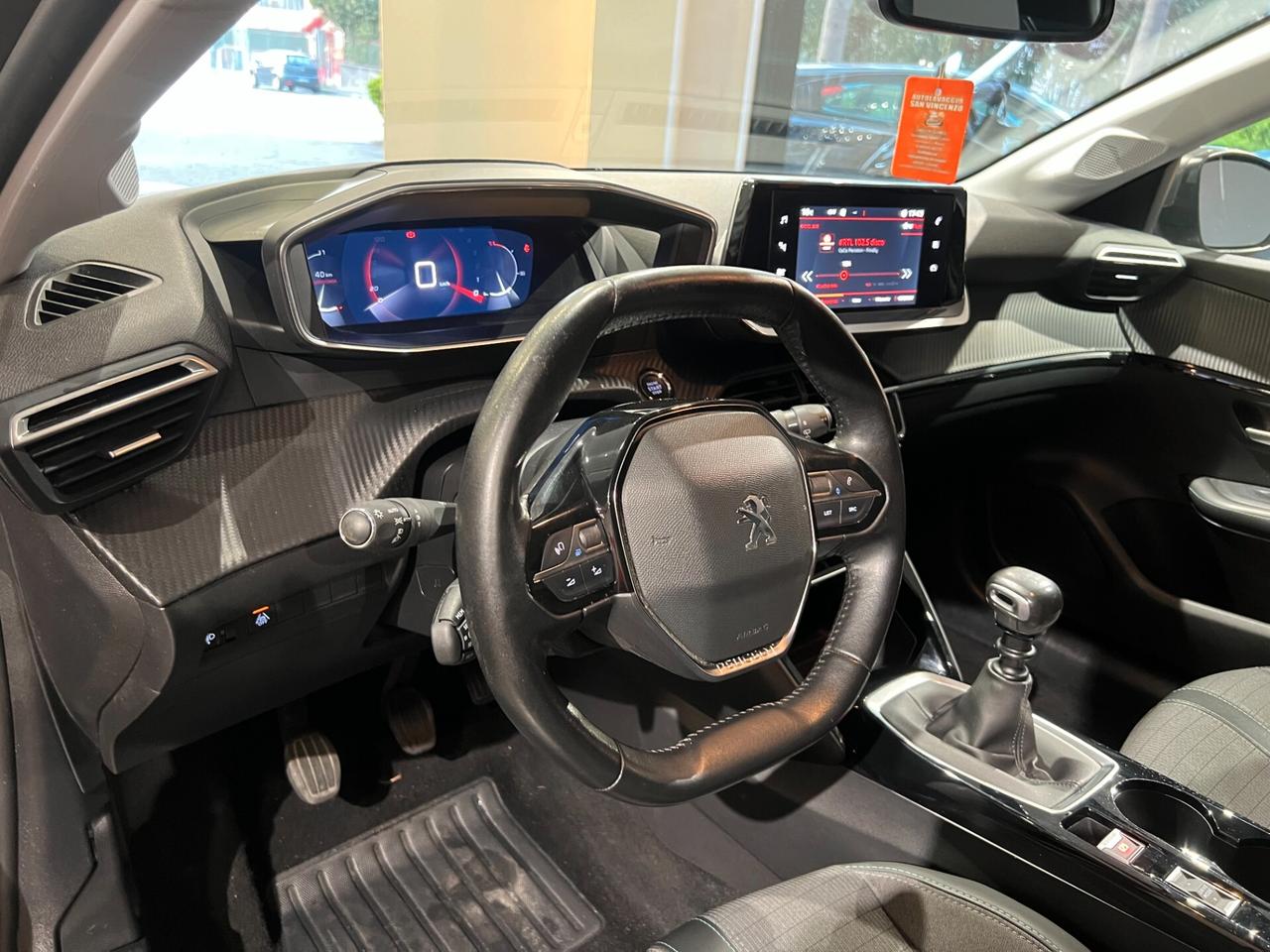 Peugeot 208 PureTech 100 Stop&Start 5p. Allure