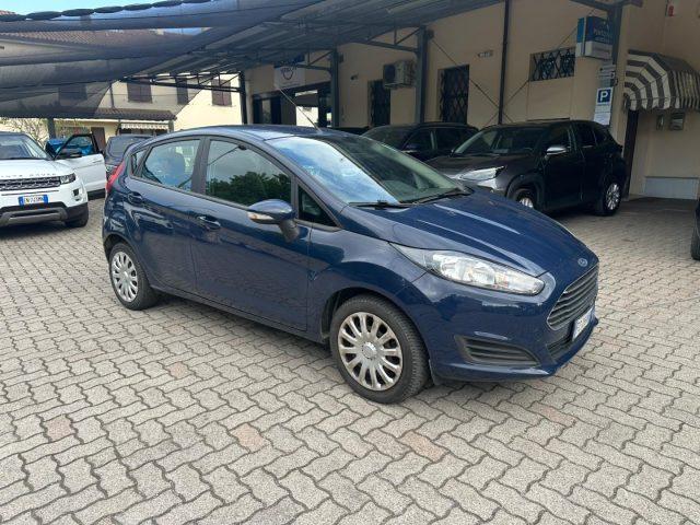 FORD Fiesta 1.4 5 p Bz.- GPL Black & White Edition OK NEOPATEN