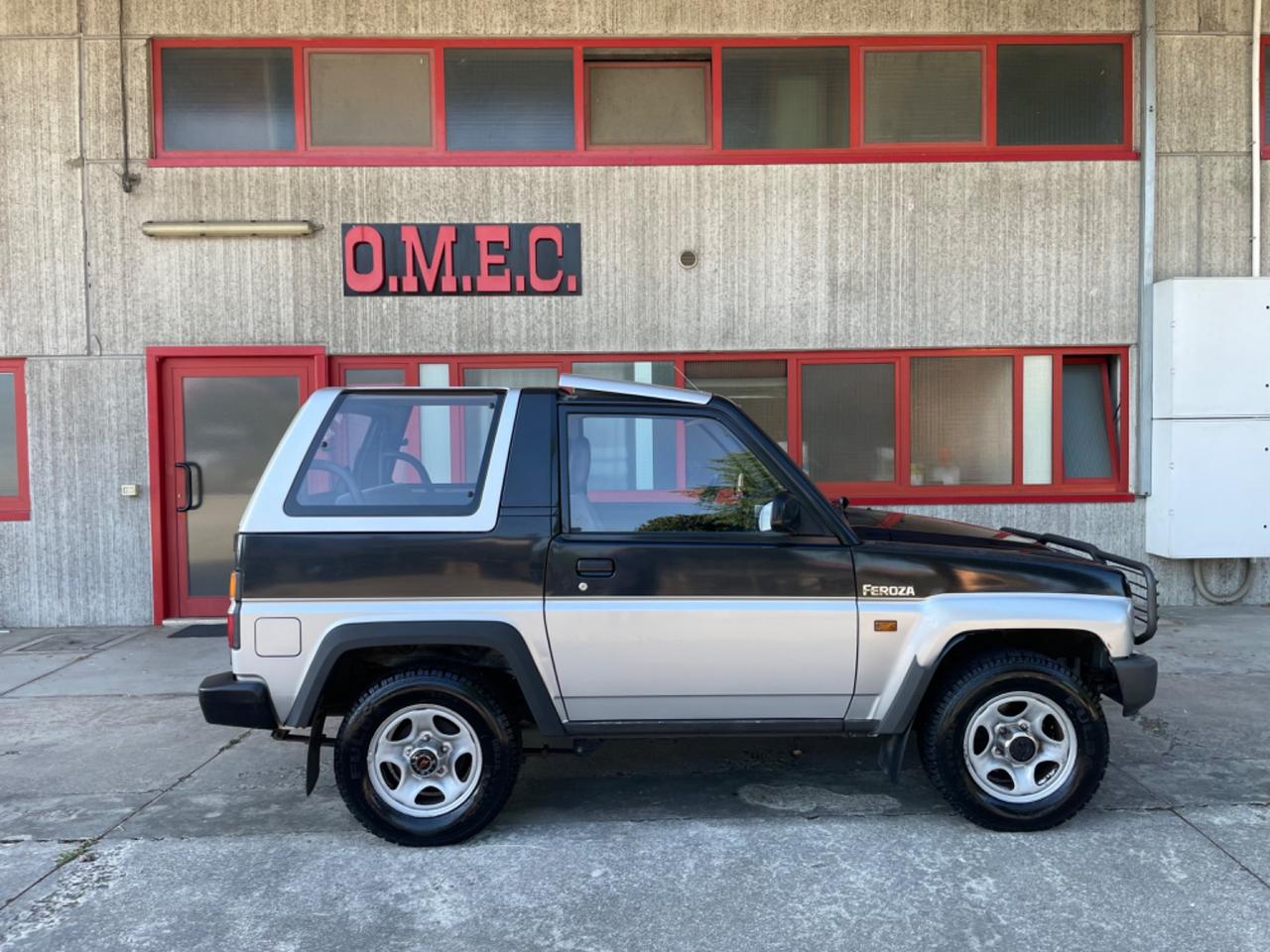 Daihatsu Feroza 1.6 Resin-top DX