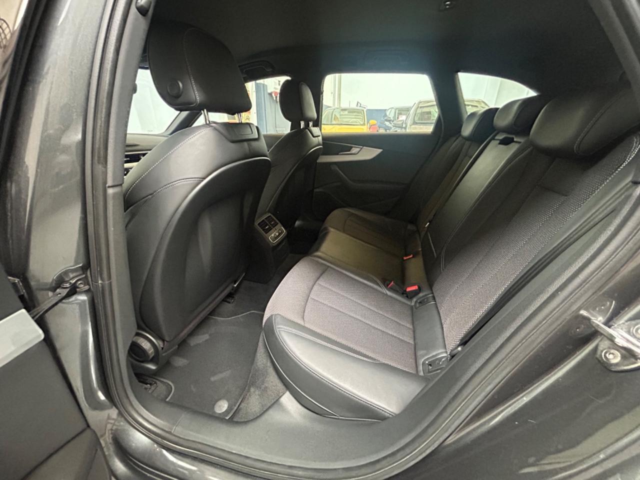 Audi A4 2.0 TDI 190 CV quattro S tronic S-LINE