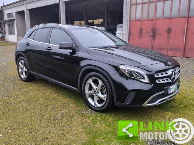 MERCEDES-BENZ GLA 180 Sport