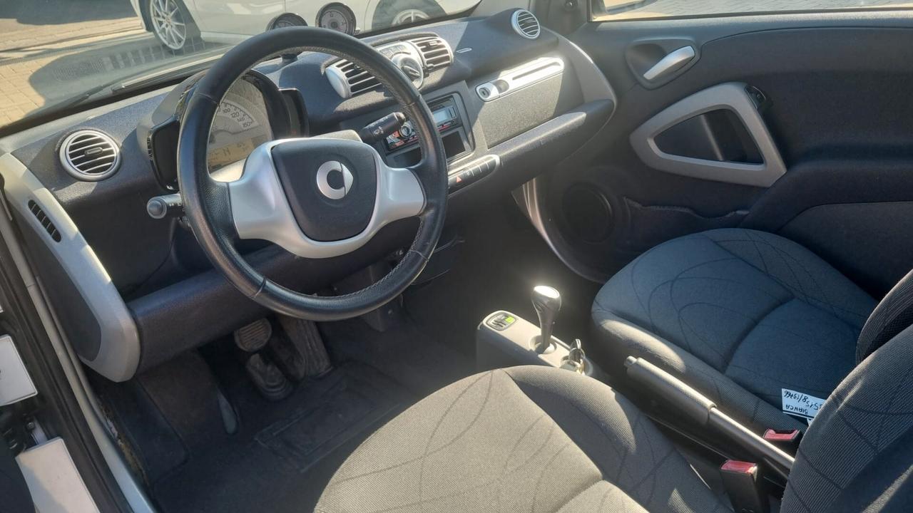 Smart ForTwo 1000 52 kW MHD coupé pure