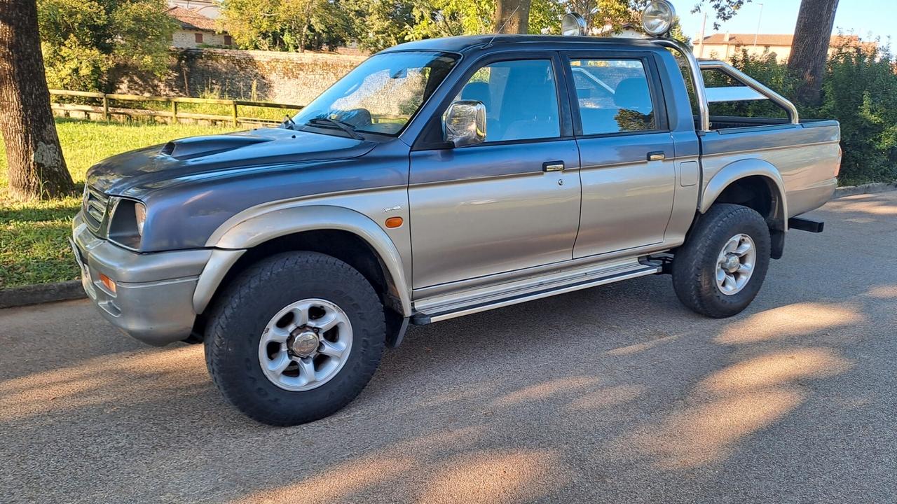 Mitsubishi L200 2.5 TDI 4WD Doppia cabina
