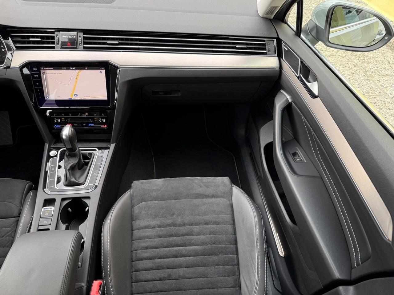 VW Passat 2.0d 190 CV DSG Executive/Camera 360