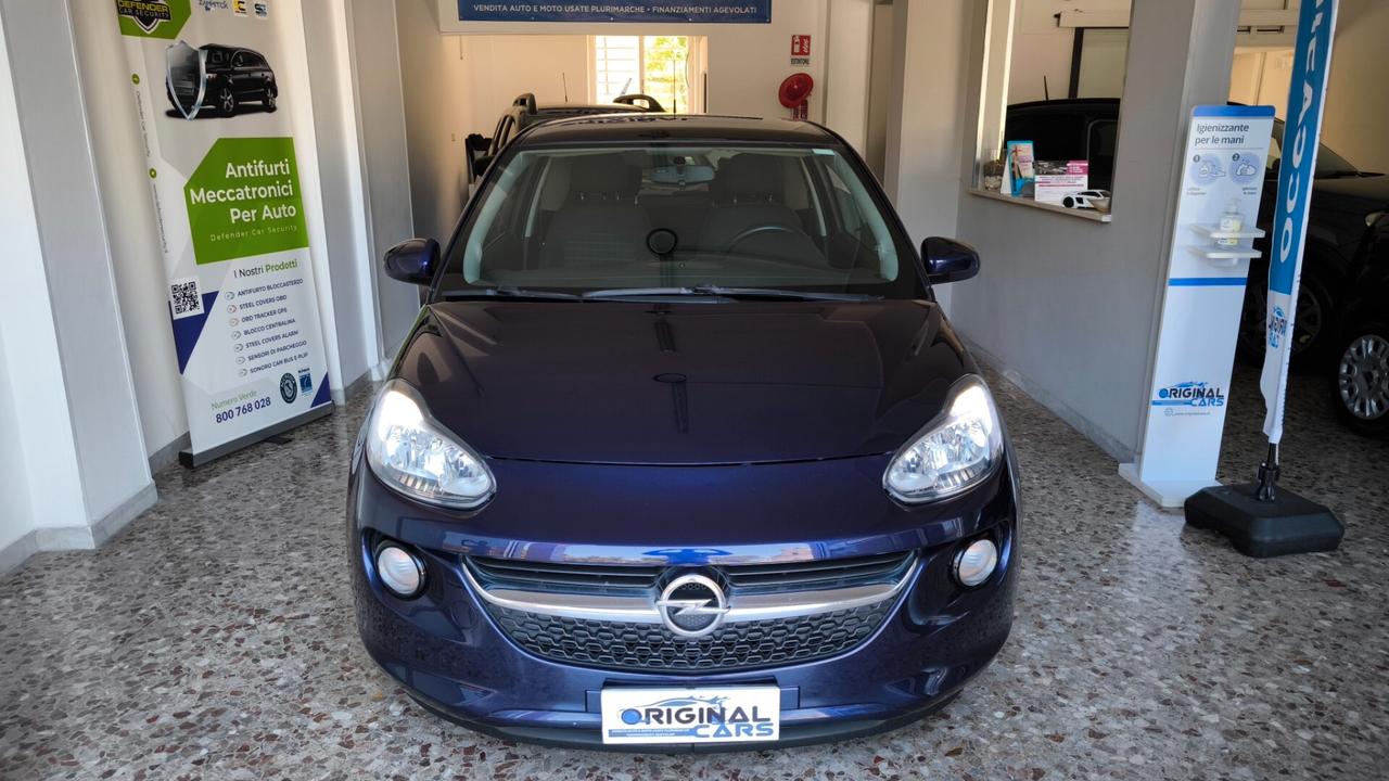 Opel Adam 1.2 70 CV Slam