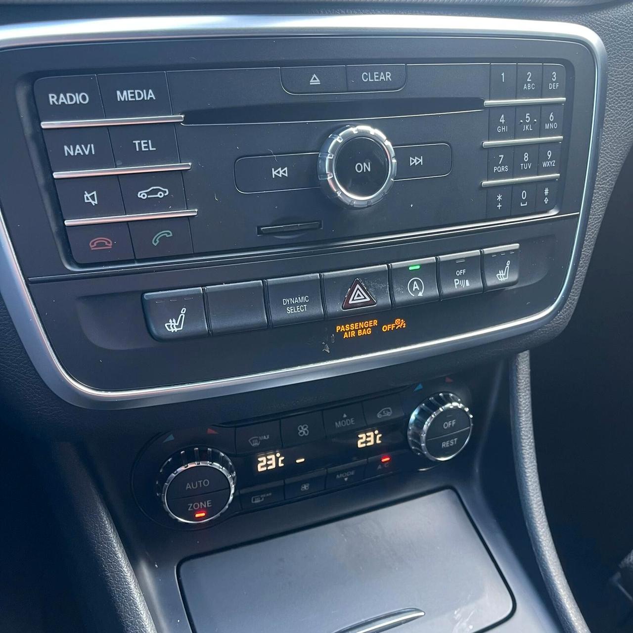 Mercedes-benz GLA 200 d Premium
