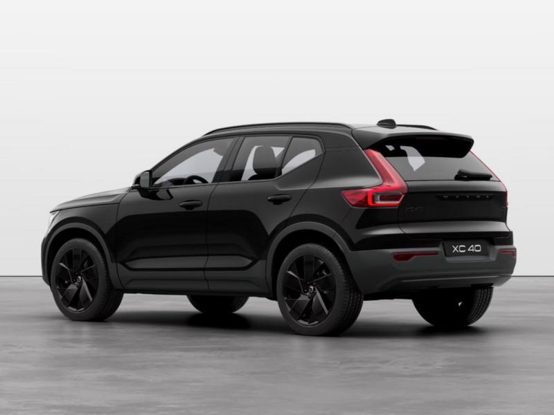 Volvo XC40 B3 automatico Plus Black Edition