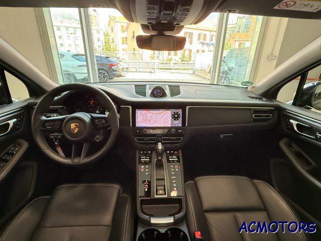 PORSCHE Macan 2.0
