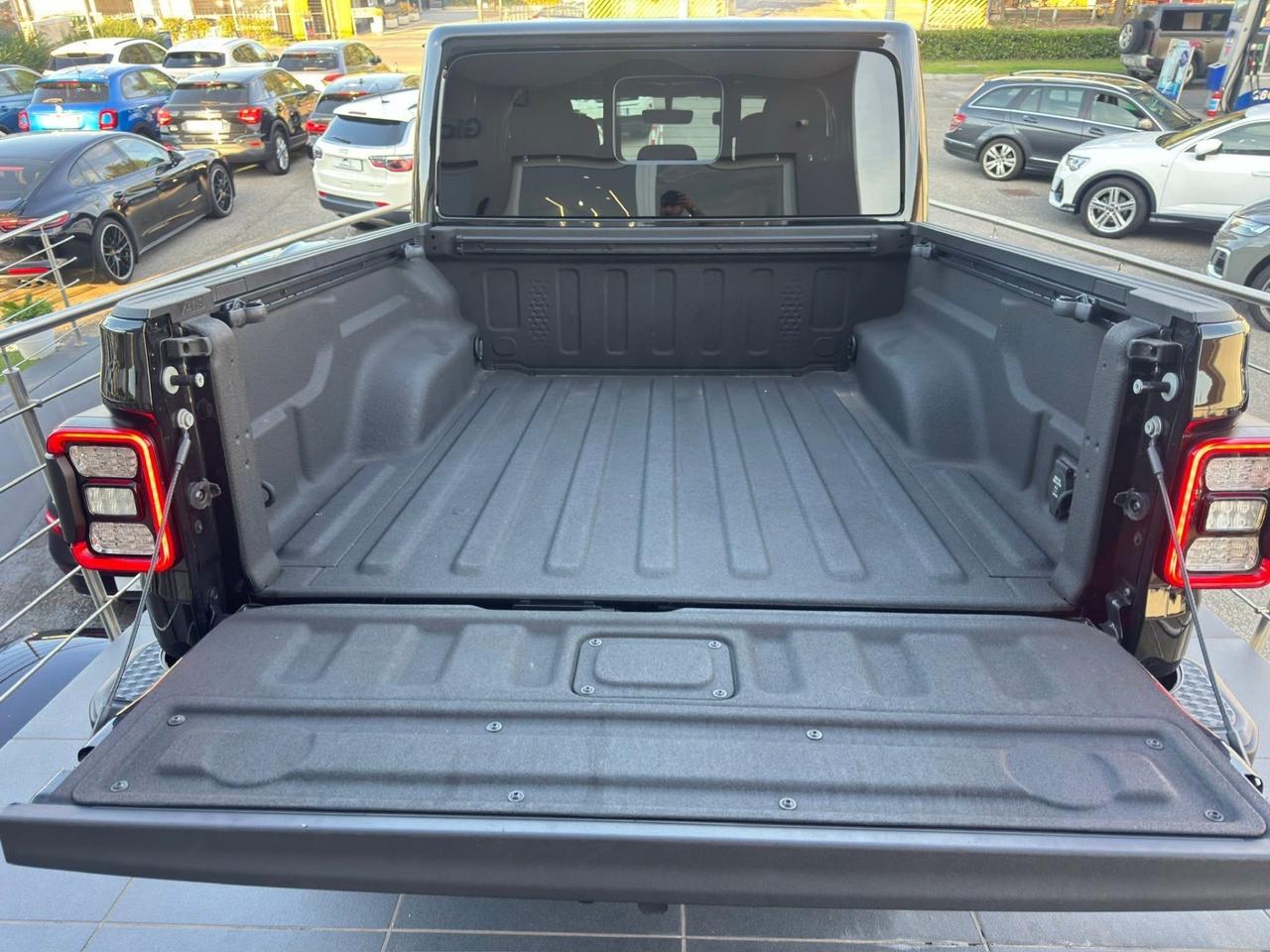 Jeep Gladiator 3.0 Diesel V6 Overland 25.000km