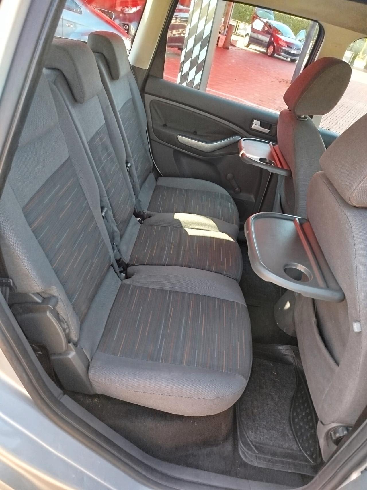 Ford C-Max Focus 1.6 TDCi (90CV) Titanium