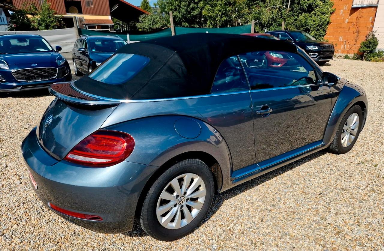 Volkswagen Maggiolino Cabrio 2.0 TDI Design BluMotion Technology