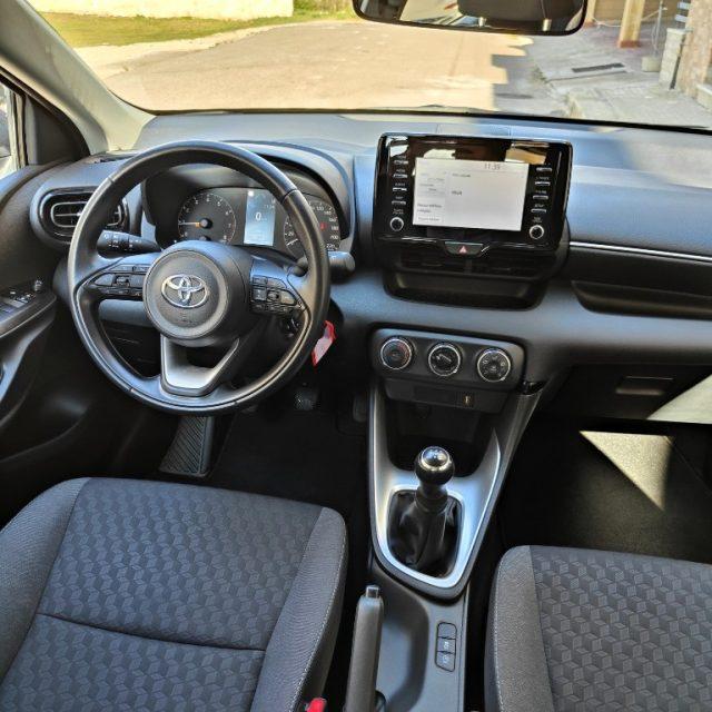 TOYOTA Yaris 1.0 Business