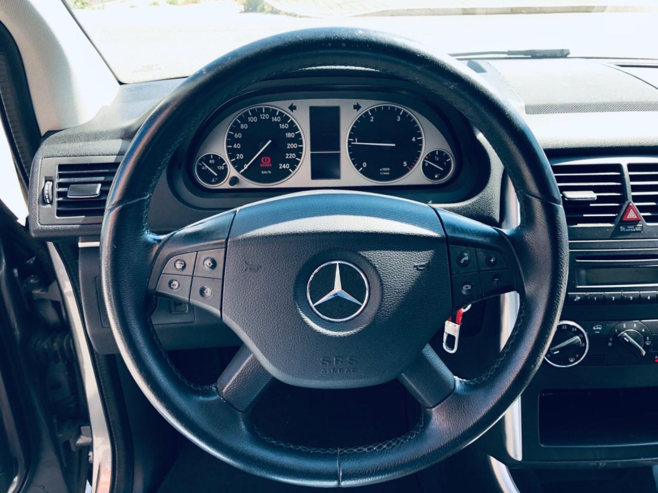 Mercedes-benz B 200 CDI Executive