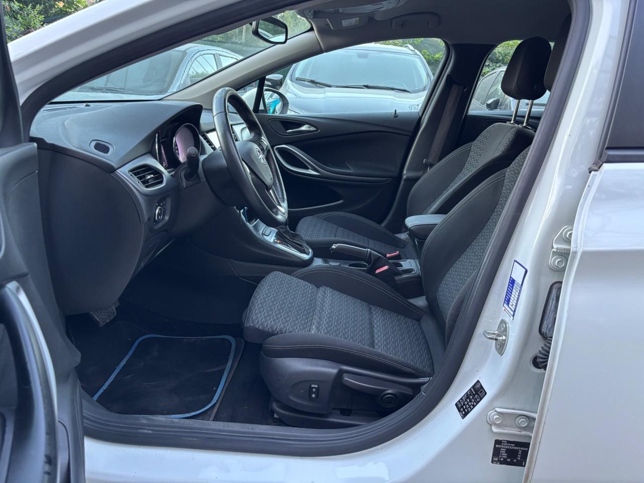 Opel Astra 1.6 CDTi 136CV Innovation