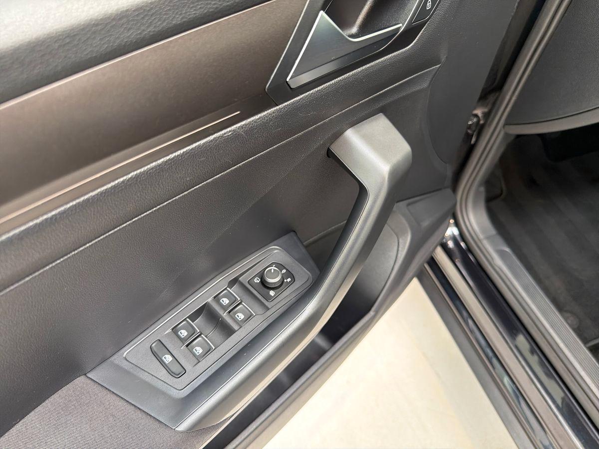 VOLKSWAGEN T-Roc 1.0 tsi Style 115cv