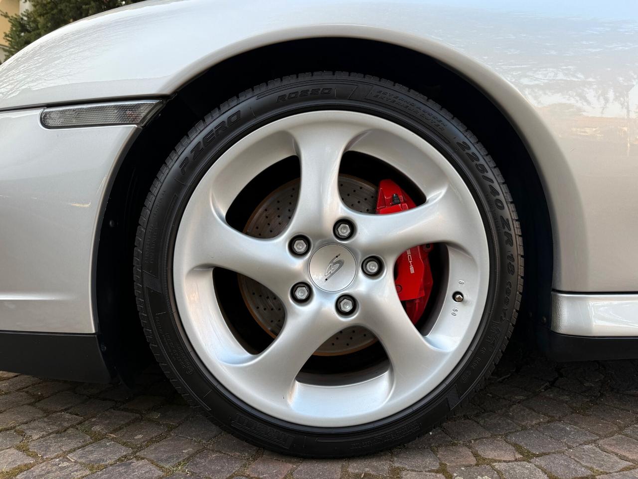 Porsche 911 Carrera 4S cat Coupé