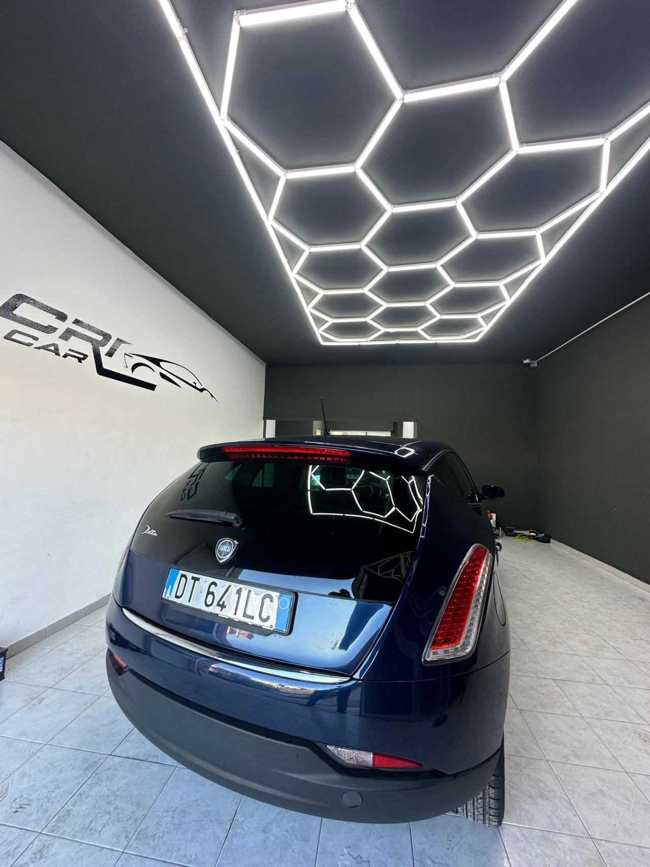 Lancia Delta 1.6 MJT DPF Argento