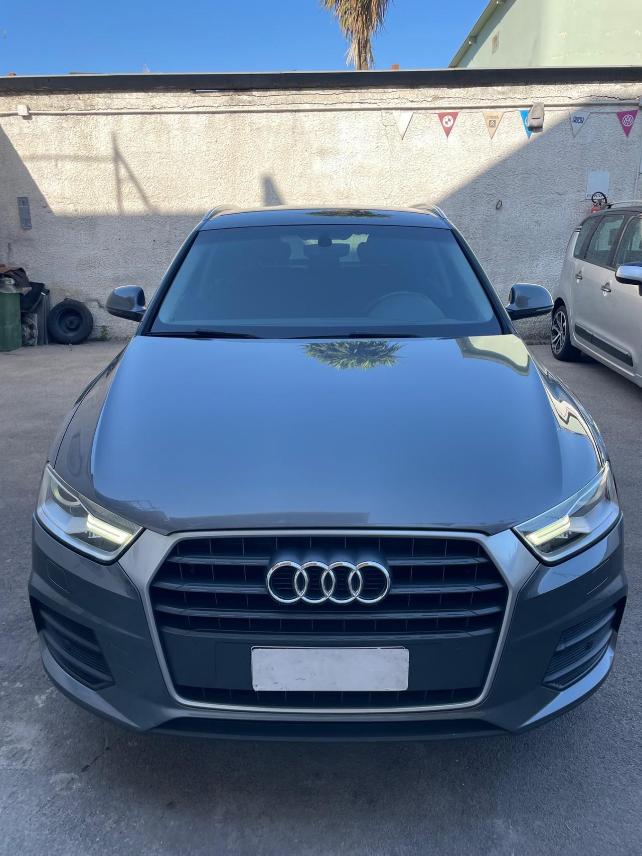 Audi Q3 RESTAYLING 2.0 TDI 120 CV Sport Full bixenon LED navigatore ecc dal nord Italia