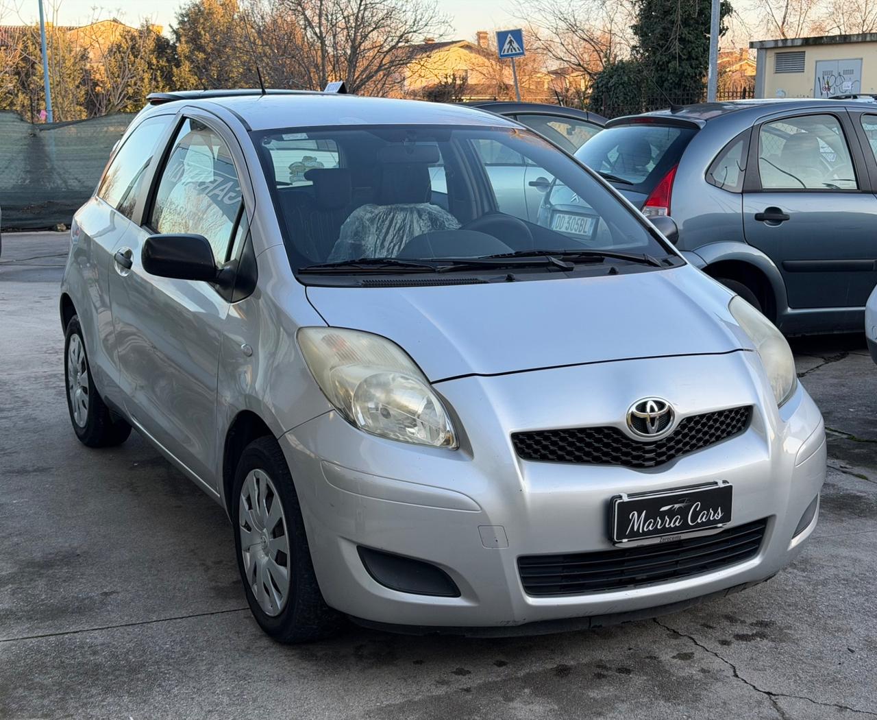 Toyota Yaris 1.0 3 porte- Neopatentati-Garanzia12 mesi