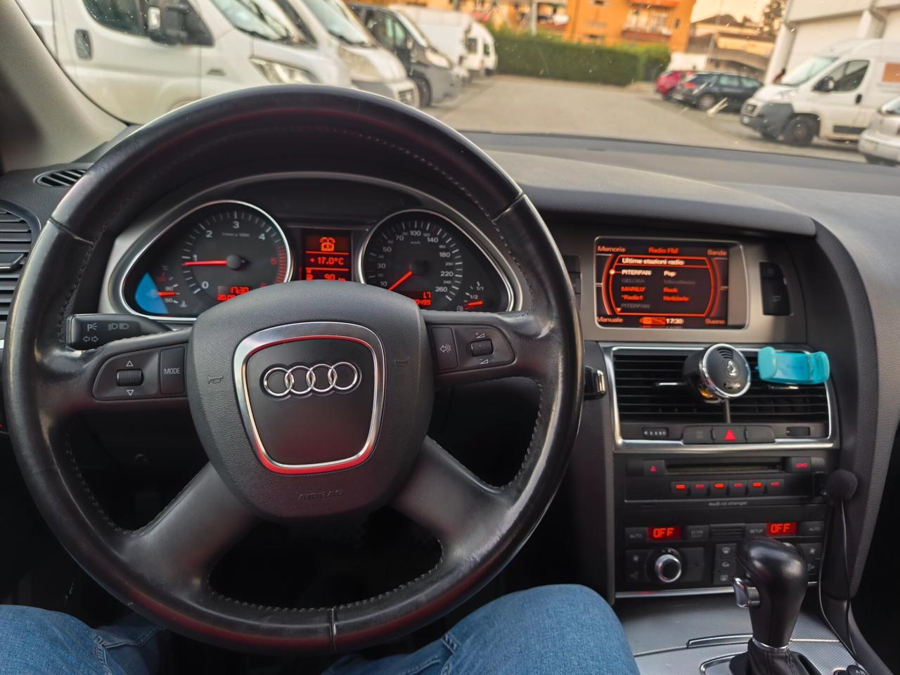 Audi Q7 3.0 V6 TDI 233CV 4x4 7posti buon stato