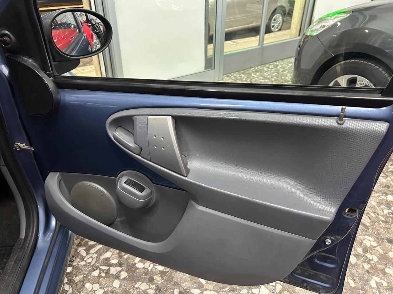 Toyota Aygo 1.0 Benz 5 porte A/C Servosterzo