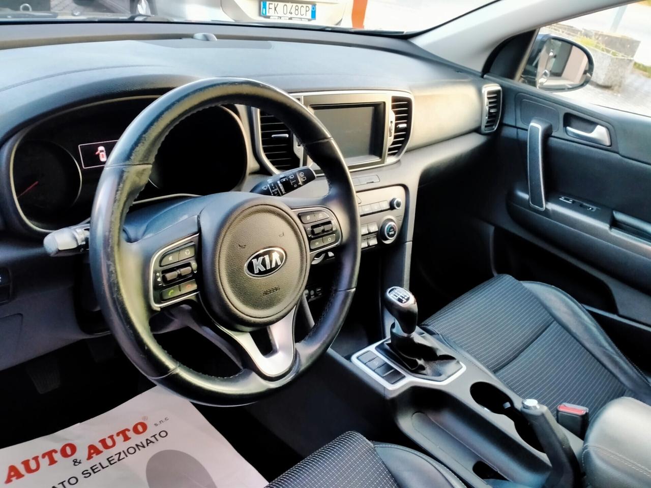 Kia Sportage 1.7CRDI E6 STYLE PACK TETTO PAN. APRIBILE LEGA 19