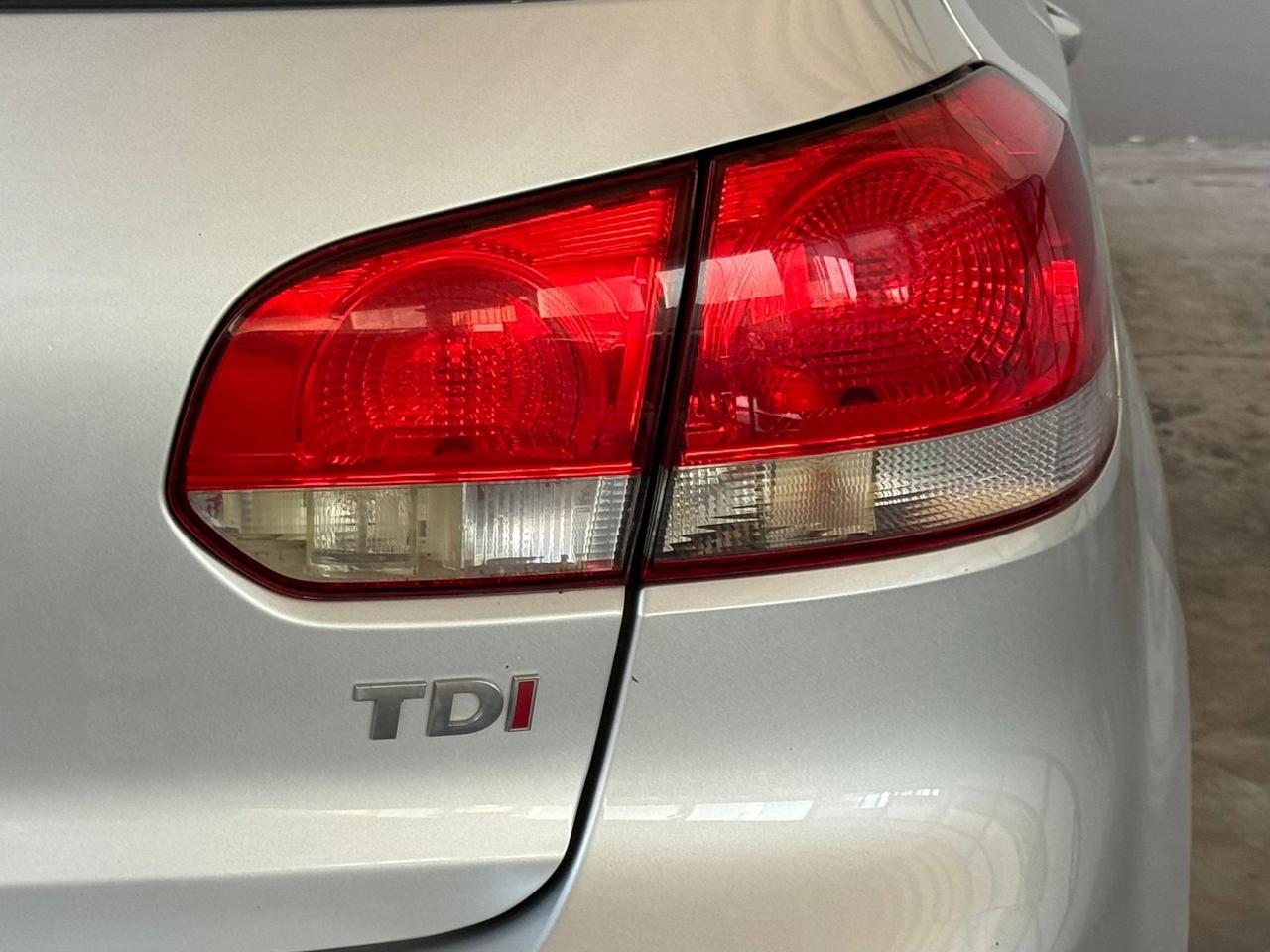 Volkswagen Golf 1.6 TDI DPF 5p. Highline