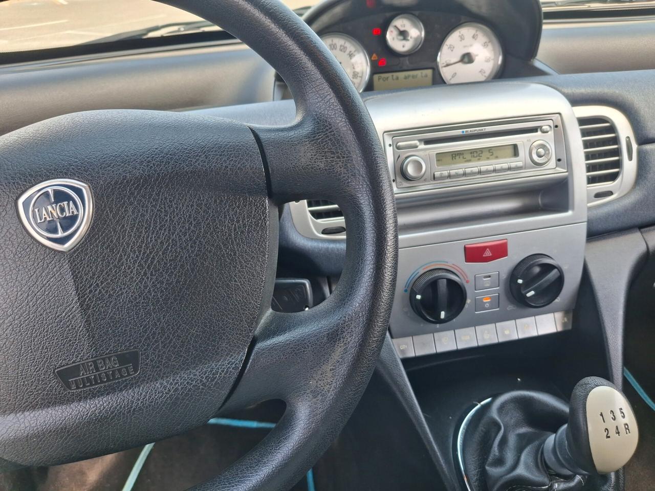 Lancia Ypsilon 1.2 Benzina-OK NEOPATENTATI-