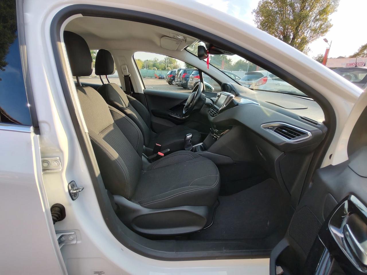Peugeot 208 PureTech 82 5p. GPL Allure, BENZINA\GPL, OK NEOPATENTATI, GARANZIA L.12 MESI