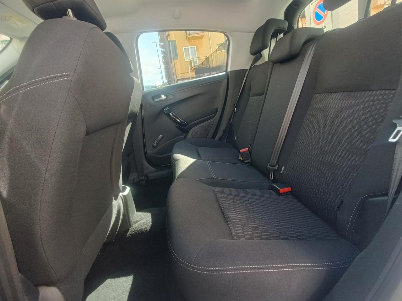 Peugeot 208 BlueHDi 100 S&S 5 porte Allure