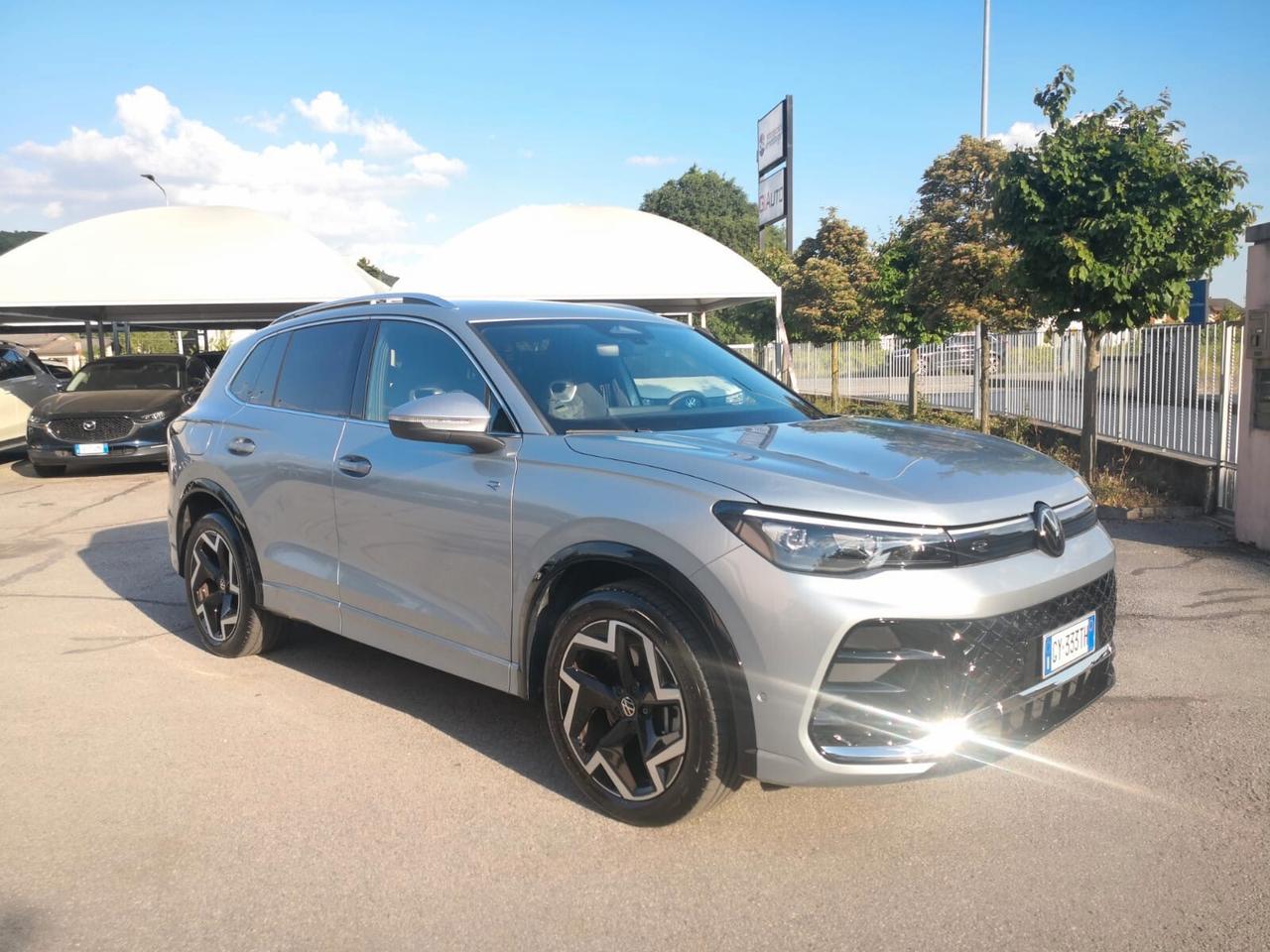 Volkswagen Tiguan 2.0 TDI 150 CV DSG R-Line ***GARANZIA VW***